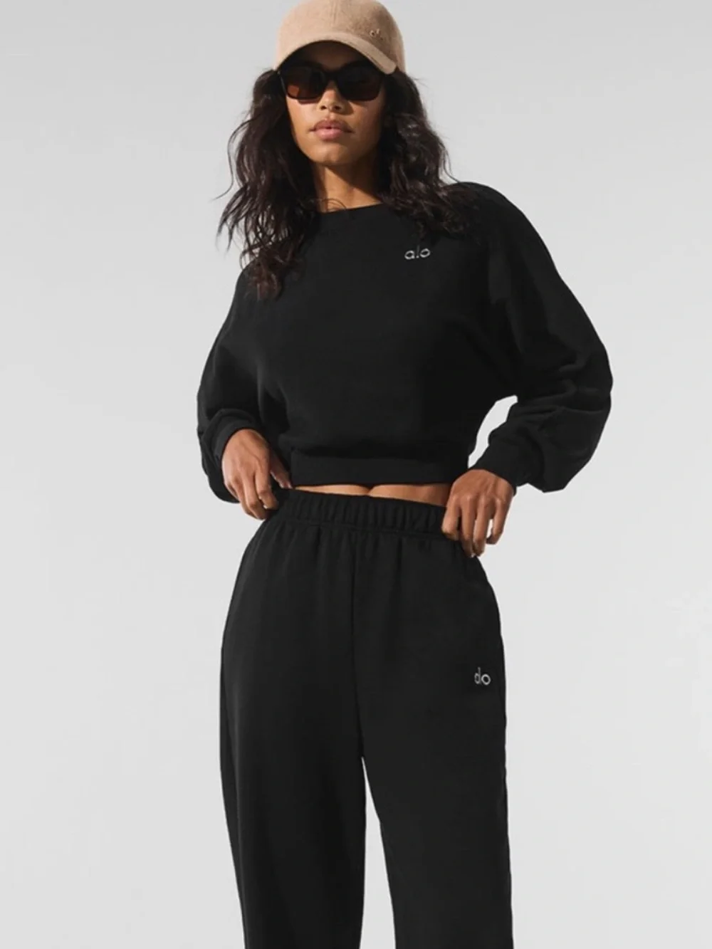 Alo Yoga Accolade Black Sweat Set Cropped Crewneck + Joggers Sz M 8-10